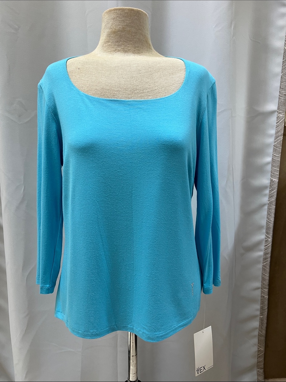 Classic Scoop Neck 3/4 Sleeve Top - Turquoise